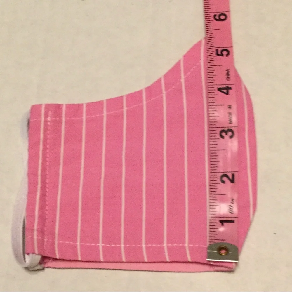 Lilly Pulitzer Cone Face Mask White Pink NEW